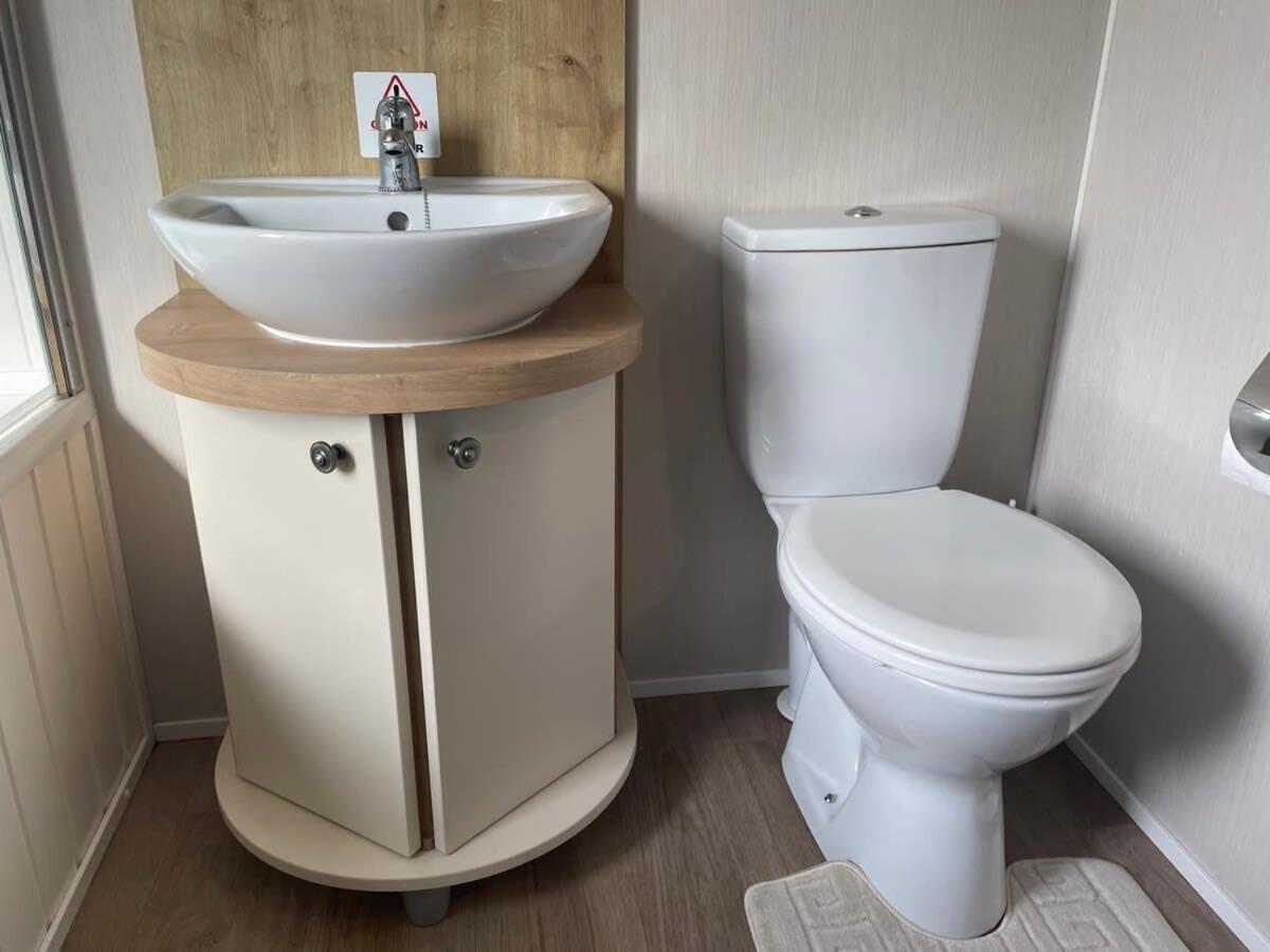 42 Woodland Walk Pevensey Bay Holiday Park Sleeps 6 ภายนอก รูปภาพ