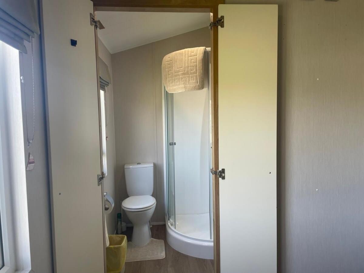 42 Woodland Walk Pevensey Bay Holiday Park Sleeps 6 ภายนอก รูปภาพ